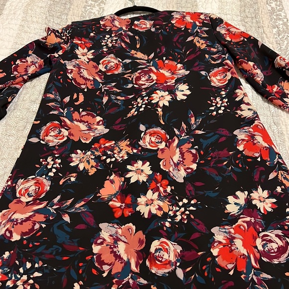 🍁Fall Dress 🍂 - Picture 3 of 3